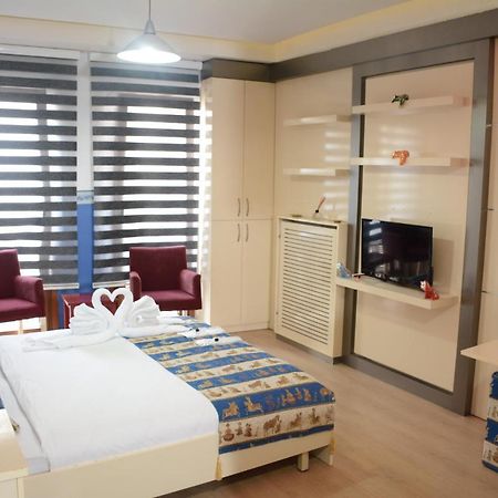 Taksim Daimon Suites Istanbul Exterior photo